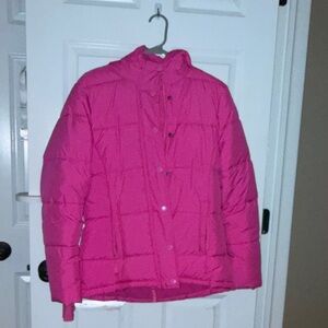 Amazon Essentials Women's Pink Puffer Jacket